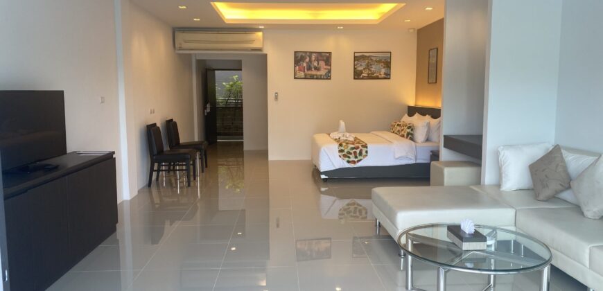 Patong Bay Hill Apartment (Pool Access)