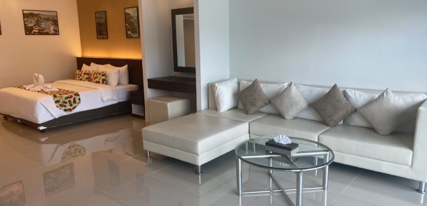 Patong Bay Hill Apartment (Pool Access)